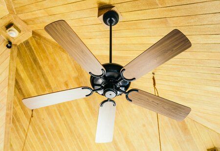 Blinkit will be Delivering Ceiling Fans in 12 Minutes