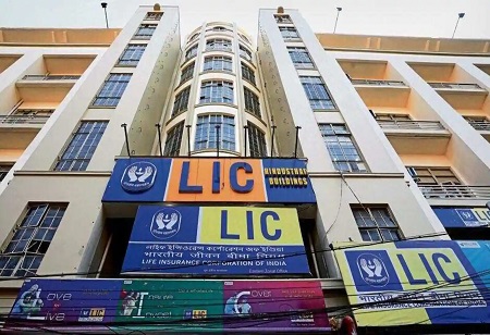 LIC intends to record Rs 2.4 tn investments next fiscal 